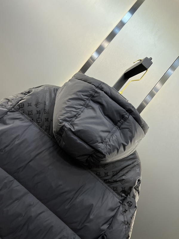 ハイクオリティダウンジャケット着用イメージ